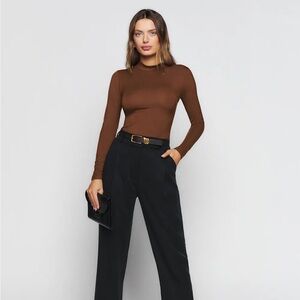 Reformation Bailey Knit Top Chestnut - Size XS